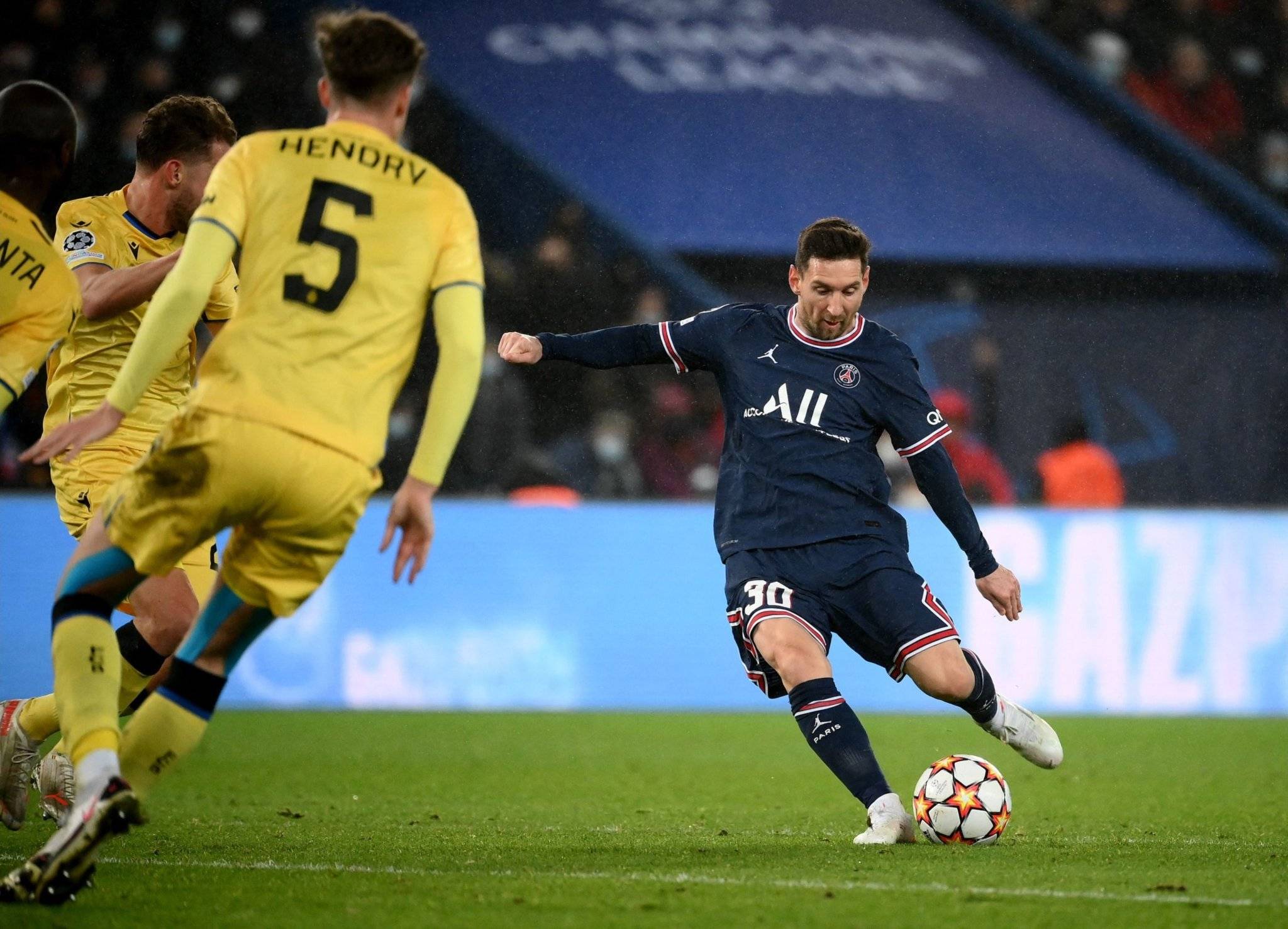  姆巴佩赛事官方发布突破纪录新规，篮网争议不断！-开云体育网页